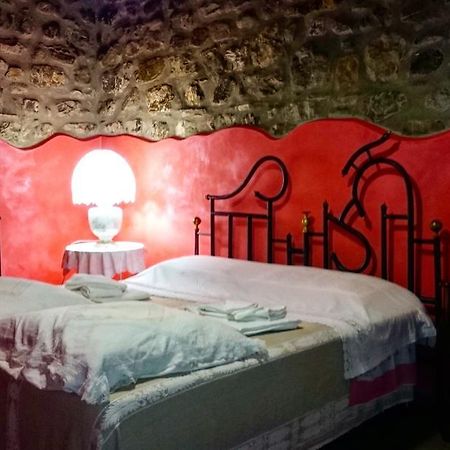 B&B Villa Damiani Бриндизи-ди-Монтанья Экстерьер фото